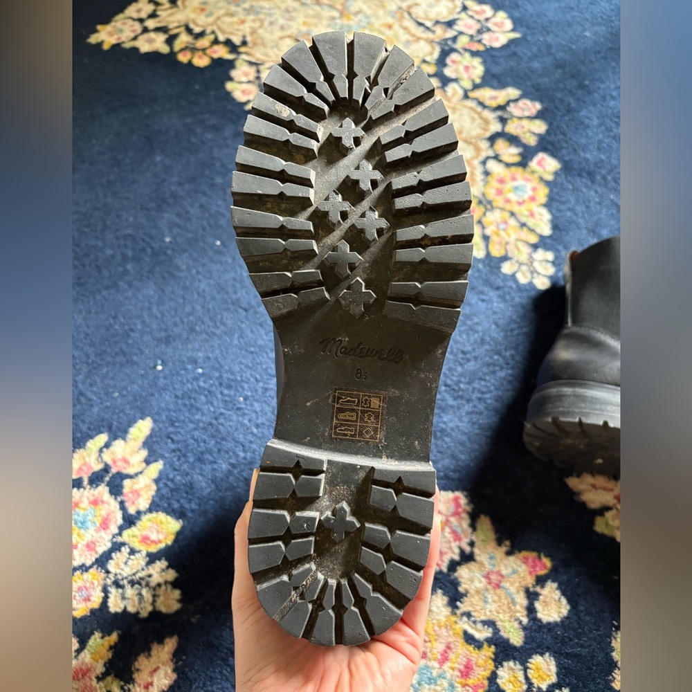 Madewell Chunky Chelsea Boots 8.5 - Picture 6 of 7